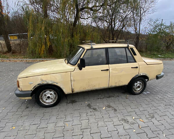 Желтый Вартбург 1.3, объемом двигателя 1.3 л и пробегом 200 тыс. км за 399 $, фото 7 на Automoto.ua