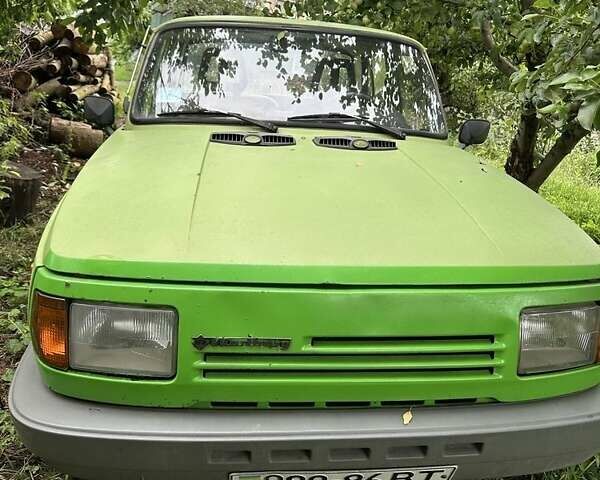 Зеленый Вартбург 1.3, объемом двигателя 1.3 л и пробегом 80 тыс. км за 457 $, фото 4 на Automoto.ua