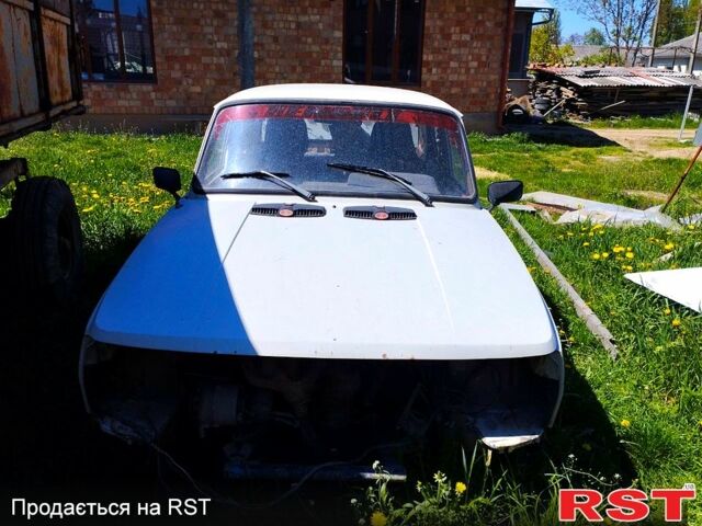 Вартбург 1300, объемом двигателя 1.3 л и пробегом 40 тыс. км за 240 $, фото 3 на Automoto.ua