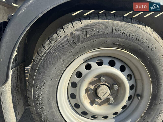Серый Weekend W350B, объемом двигателя 0 л и пробегом 10 тыс. км за 3700 $, фото 16 на Automoto.ua