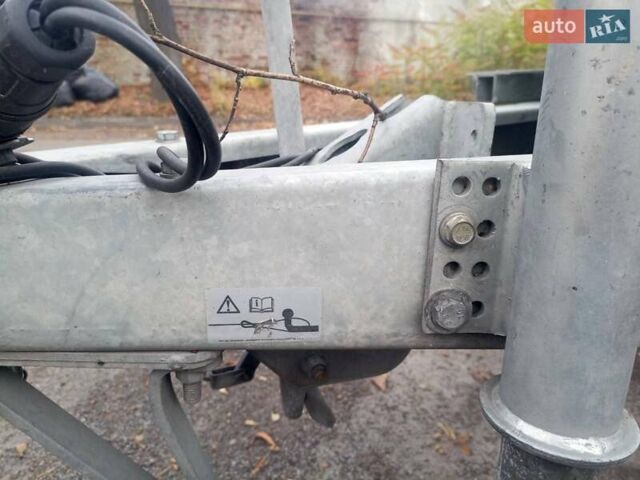 Серый Weekend W350B, объемом двигателя 0 л и пробегом 0 тыс. км за 4200 $, фото 25 на Automoto.ua