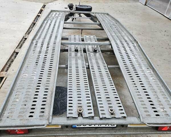 Серый Weekend WE2, объемом двигателя 0 л и пробегом 0 тыс. км за 3000 $, фото 7 на Automoto.ua