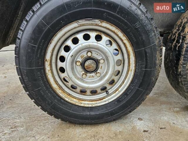 Серый Weekend WE2, объемом двигателя 0 л и пробегом 0 тыс. км за 3000 $, фото 9 на Automoto.ua