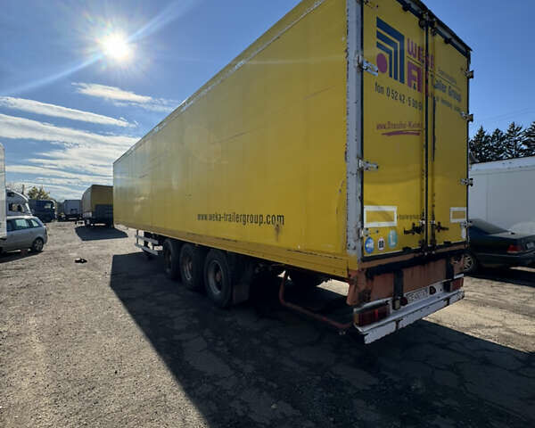 Века 6602 2001 в Кицмане на Automoto.ua Желтый Века 6602, объемом двигателя 0 л и пробегом 800 тыс. км за 7800 $, фото 3 на Automoto.ua