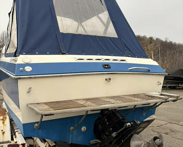 Веллкрафт 225, объемом двигателя 5 л и пробегом 800 тыс. км за 17200 $, фото 4 на Automoto.ua