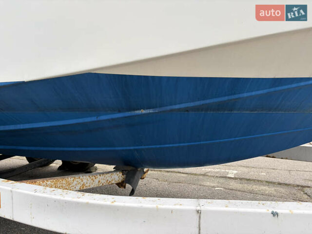 Веллкрафт 225, объемом двигателя 5 л и пробегом 800 тыс. км за 17200 $, фото 9 на Automoto.ua