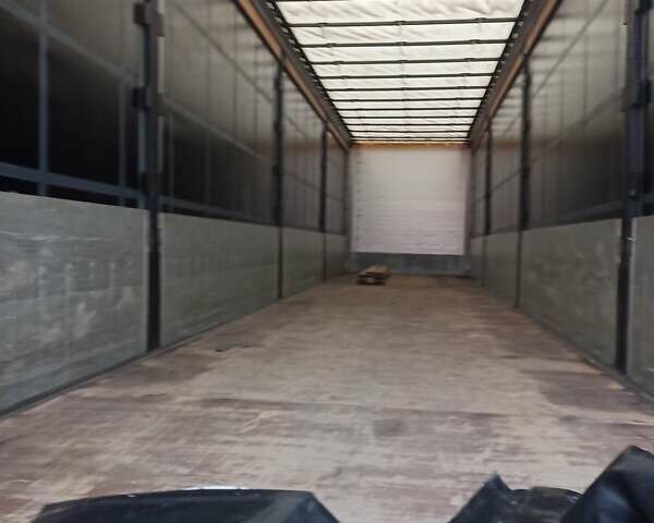 Чорний Віелтон НС, об'ємом двигуна 0 л та пробігом 800 тис. км за 7300 $, фото 1 на Automoto.ua