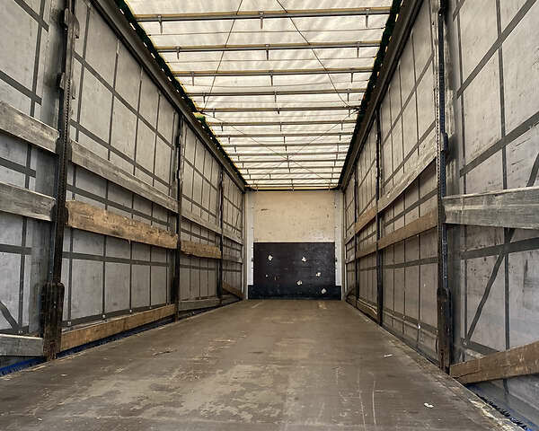 Серый Виелтон НС, объемом двигателя 0 л и пробегом 500 тыс. км за 13990 $, фото 1 на Automoto.ua