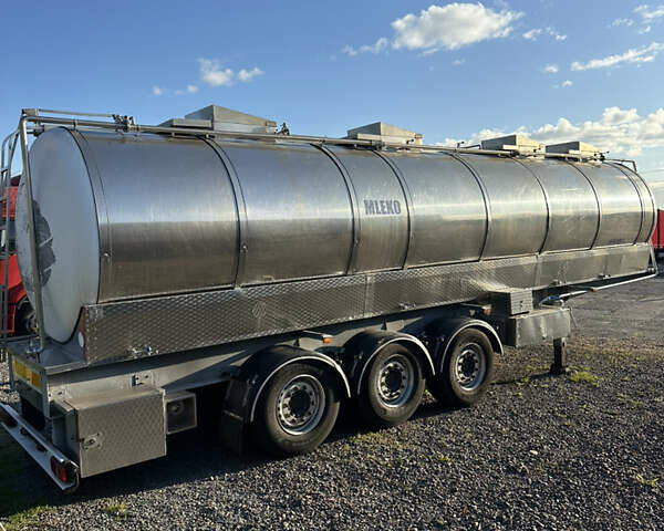 Серый Виелтон НС, объемом двигателя 0 л и пробегом 450 тыс. км за 25000 $, фото 3 на Automoto.ua