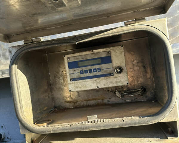 Серый Виелтон НС, объемом двигателя 0 л и пробегом 450 тыс. км за 25000 $, фото 13 на Automoto.ua