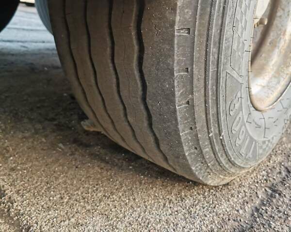 Белый Виелтон НВ, объемом двигателя 0 л и пробегом 100 тыс. км за 20000 $, фото 12 на Automoto.ua