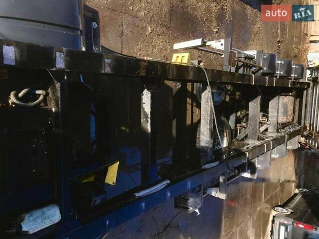 Чорний Віелтон НВ, об'ємом двигуна 0 л та пробігом 228 тис. км за 15999 $, фото 15 на Automoto.ua