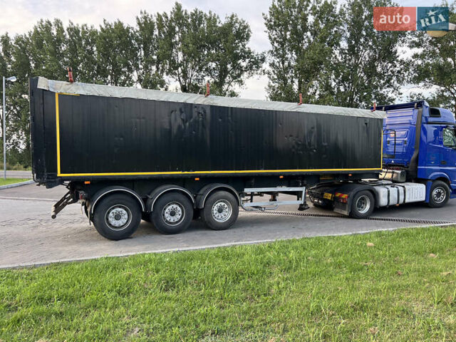 Чорний Віелтон НВ, об'ємом двигуна 0 л та пробігом 670 тис. км за 17500 $, фото 9 на Automoto.ua