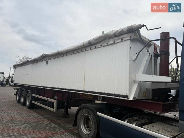 Красный Виелтон НВ, объемом двигателя 0 л и пробегом 0 тыс. км за 17000 $, фото 12 на Automoto.ua