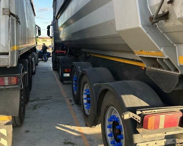 Серый Виелтон NW 3, объемом двигателя 0 л и пробегом 0 тыс. км за 16000 $, фото 4 на Automoto.ua