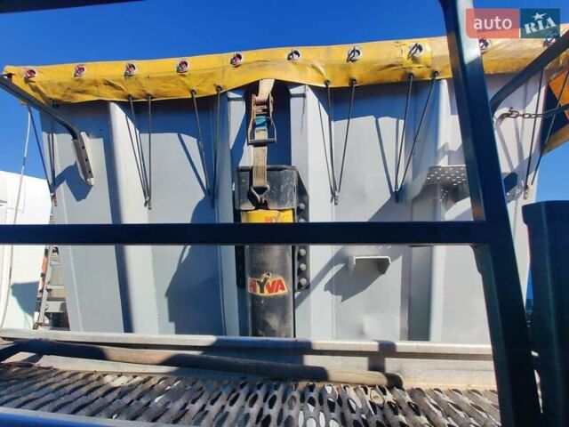 Сірий Віелтон NW 3, об'ємом двигуна 0 л та пробігом 100 тис. км за 24000 $, фото 13 на Automoto.ua