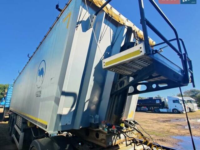 Сірий Віелтон NW 3, об'ємом двигуна 0 л та пробігом 100 тис. км за 24000 $, фото 6 на Automoto.ua