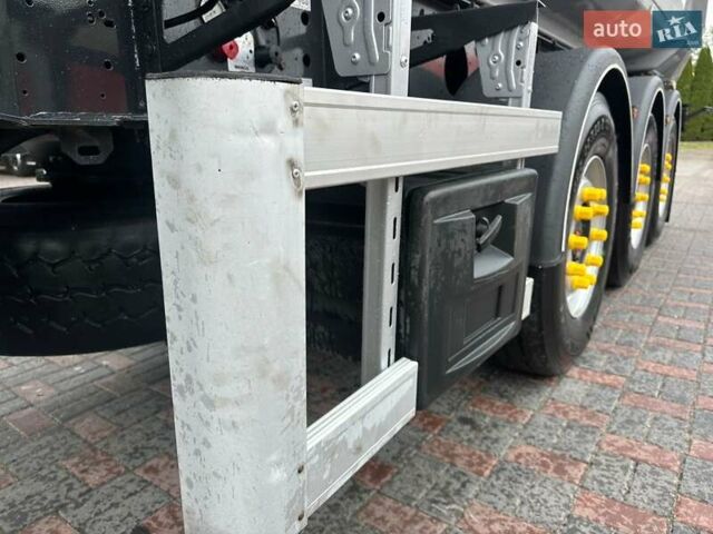 Серый Виелтон NW 3, объемом двигателя 0 л и пробегом 100 тыс. км за 22686 $, фото 11 на Automoto.ua