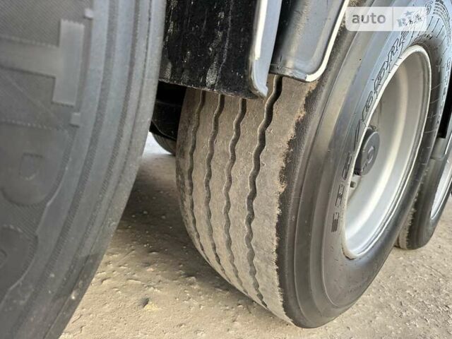 Красный Виелтон SAF, объемом двигателя 0 л и пробегом 777 тыс. км за 25999 $, фото 7 на Automoto.ua