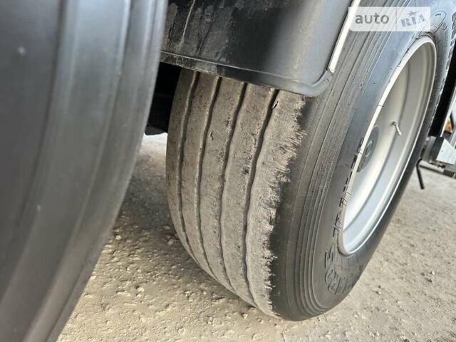 Красный Виелтон SAF, объемом двигателя 0 л и пробегом 777 тыс. км за 25999 $, фото 8 на Automoto.ua