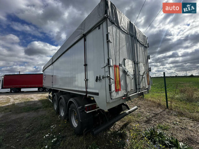 Виелтон SAF, объемом двигателя 0 л и пробегом 100 тыс. км за 24000 $, фото 4 на Automoto.ua