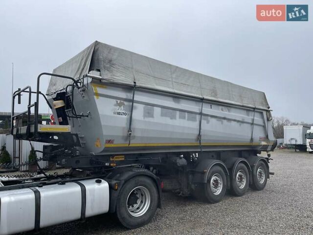 Серый Виелтон SAF, объемом двигателя 0 л и пробегом 200 тыс. км за 23000 $, фото 2 на Automoto.ua