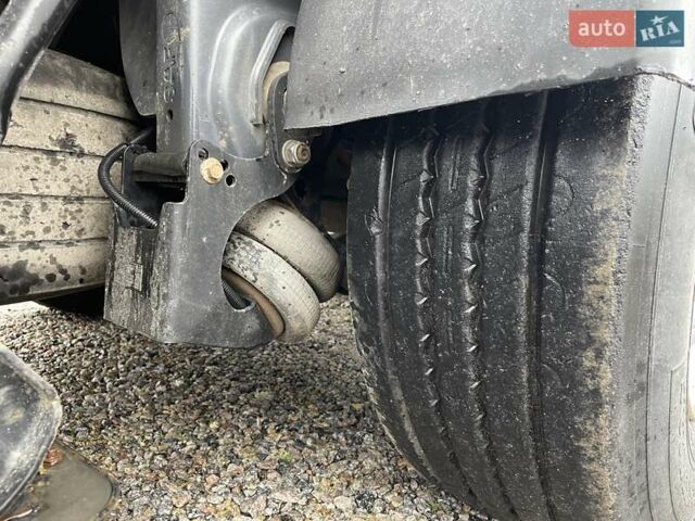 Серый Виелтон SAF, объемом двигателя 0 л и пробегом 200 тыс. км за 23000 $, фото 9 на Automoto.ua