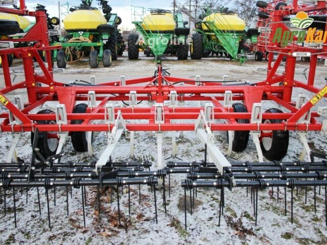 Красный Вил-Рич 2800, объемом двигателя 0 л и пробегом 0 тыс. км за 20766 $, фото 2 на Automoto.ua