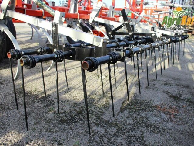 Красный Вил-Рич 2800, объемом двигателя 0 л и пробегом 0 тыс. км за 20930 $, фото 6 на Automoto.ua