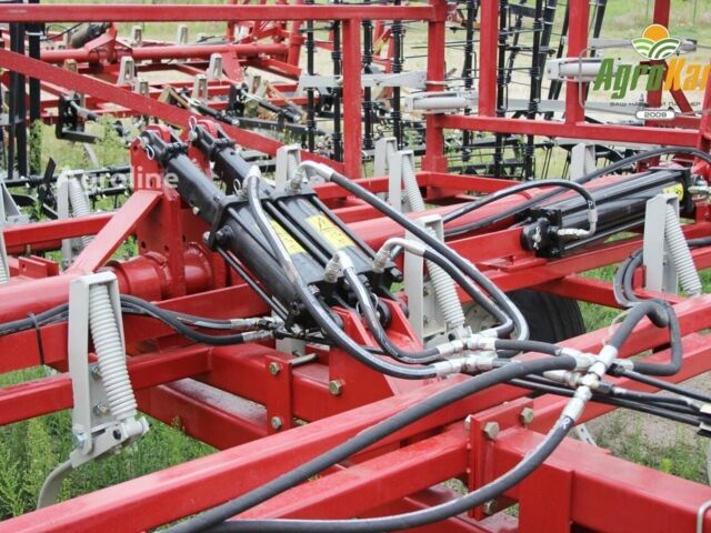 Красный Вил-Рич 2800, объемом двигателя 0 л и пробегом 0 тыс. км за 26744 $, фото 4 на Automoto.ua