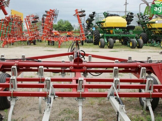Віл-Річ 2800, об'ємом двигуна 0 л та пробігом 0 тис. км за 24000 $, фото 7 на Automoto.ua