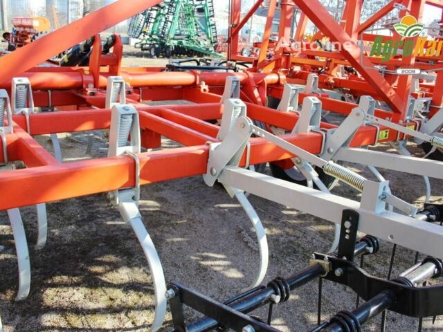 Красный Вил-Рич 3400, объемом двигателя 0 л и пробегом 0 тыс. км за 30232 $, фото 10 на Automoto.ua