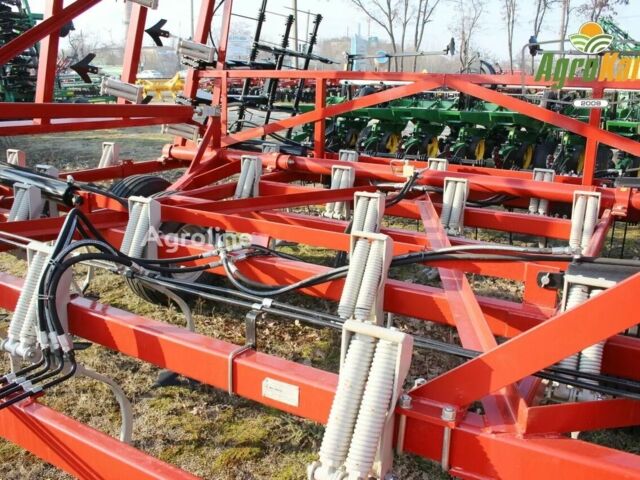 Красный Вил-Рич Quad 5, объемом двигателя 0 л и пробегом 0 тыс. км за 56976 $, фото 10 на Automoto.ua