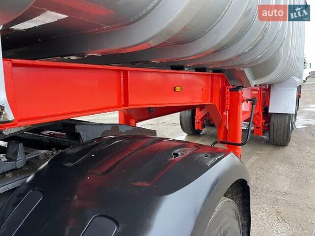 Вілкокс Alloy, об'ємом двигуна 0 л та пробігом 88 тис. км за 18300 $, фото 4 на Automoto.ua