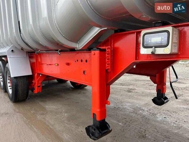 Вілкокс Alloy, об'ємом двигуна 0 л та пробігом 88 тис. км за 18300 $, фото 8 на Automoto.ua