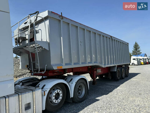 Вилкокс Tipper LTD, объемом двигателя 0 л и пробегом 450 тыс. км за 13900 $, фото 1 на Automoto.ua