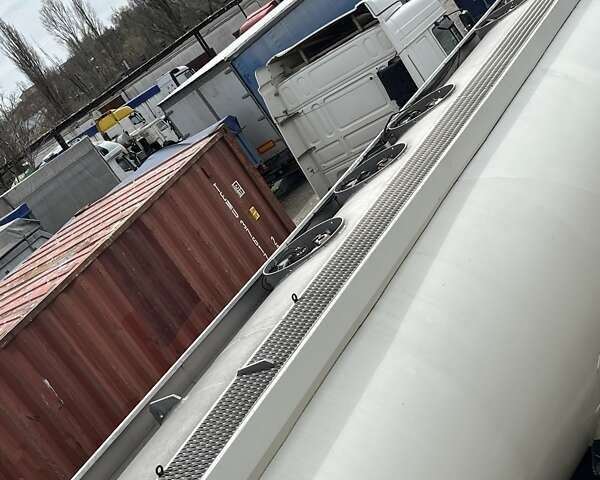 Білий Willig Сана, об'ємом двигуна 0 л та пробігом 100 тис. км за 40000 $, фото 3 на Automoto.ua