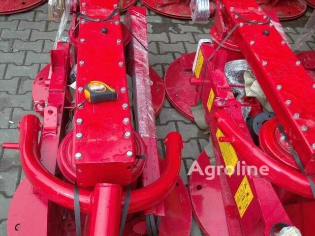 Червоний Віракс Другая, об'ємом двигуна 0 л та пробігом 0 тис. км за 61589 $, фото 5 на Automoto.ua