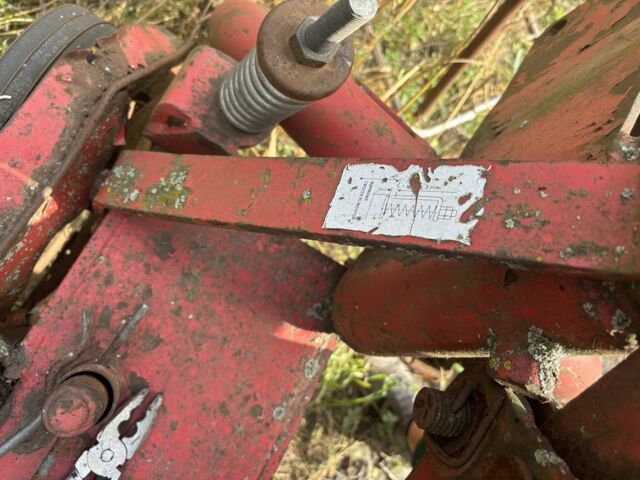 Красный Виракс Z-173, объемом двигателя 0 л и пробегом 0 тыс. км за 630 $, фото 2 на Automoto.ua