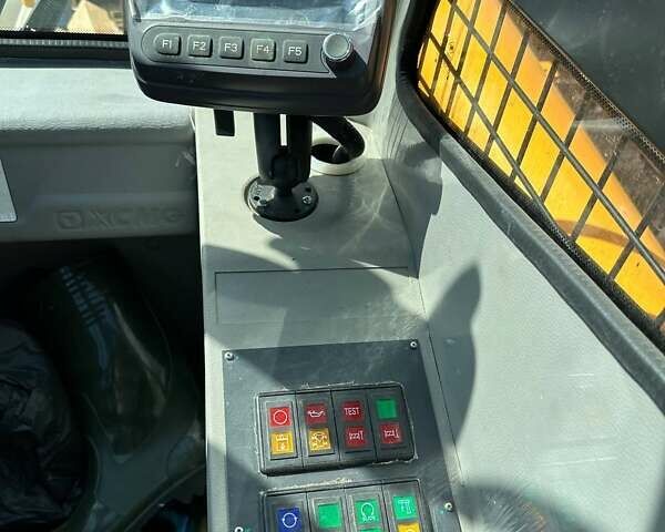 ХЦМГ КУ, объемом двигателя 8.88 л и пробегом 6 тыс. км за 169999 $, фото 14 на Automoto.ua