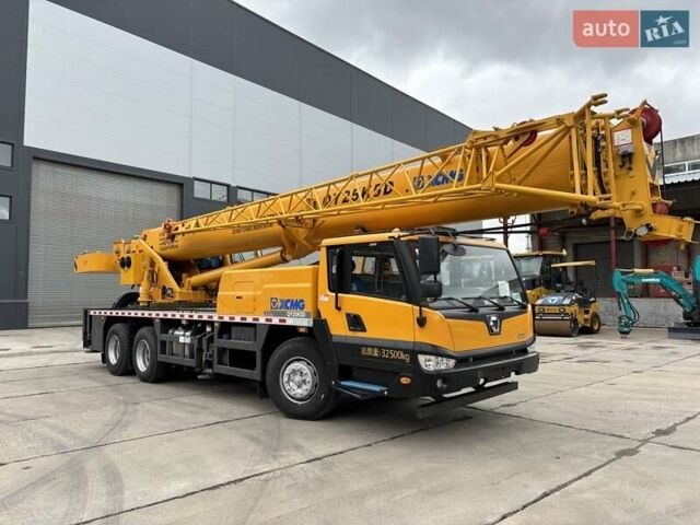 Желтый ХЦМГ QY25K5D, объемом двигателя 0 л и пробегом 0 тыс. км за 215000 $, фото 4 на Automoto.ua