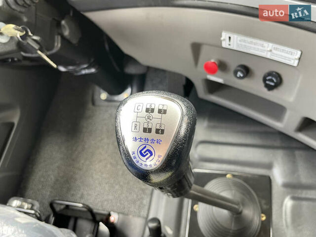 Жовтий ХЦМГ QY30K5, об'ємом двигуна 8.8 л та пробігом 3 тис. км за 220000 $, фото 22 на Automoto.ua