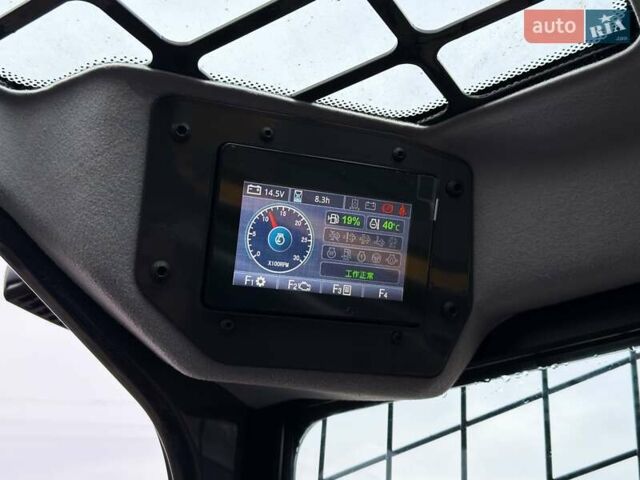 Желтый ХЦМГ XC 760K, объемом двигателя 3.3 л и пробегом 1 тыс. км за 45999 $, фото 28 на Automoto.ua