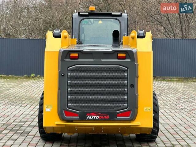 Желтый ХЦМГ XC 760K, объемом двигателя 3.3 л и пробегом 1 тыс. км за 45999 $, фото 4 на Automoto.ua