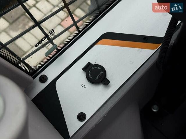 Желтый ХЦМГ XC 760K, объемом двигателя 3.3 л и пробегом 1 тыс. км за 45999 $, фото 31 на Automoto.ua