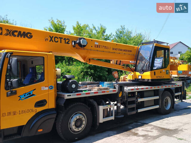 Жовтий ХЦМГ XCT 12, об'ємом двигуна 6.75 л та пробігом 1 тис. км за 125000 $, фото 1 на Automoto.ua