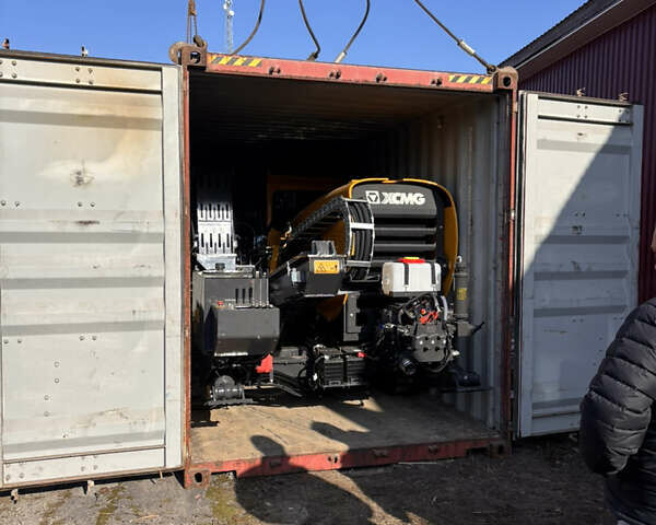 Желтый ХЦМГ XE, объемом двигателя 0 л и пробегом 0 тыс. км за 121000 $, фото 5 на Automoto.ua