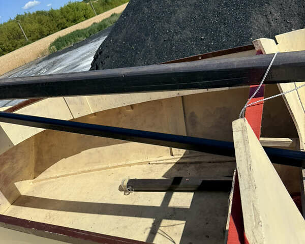 Бежевый ЯХТ-ВЕРФЬ ВОКРУГ СВЕТА ВС-975, объемом двигателя 0 л и пробегом 2 тыс. км за 1600 $, фото 7 на Automoto.ua