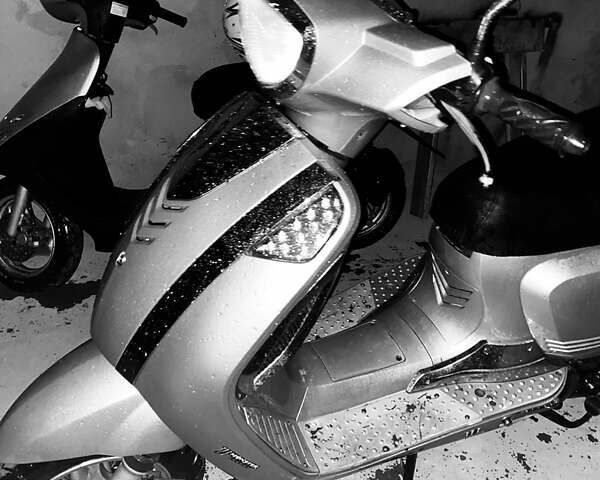 Коричневый Уибен YB 125T-12, объемом двигателя 0 л и пробегом 14 тыс. км за 550 $, фото 3 на Automoto.ua