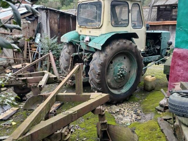 Зелений ЮМЗ 6, об'ємом двигуна 4.75 л та пробігом 150 тис. км за 4600 $, фото 1 на Automoto.ua